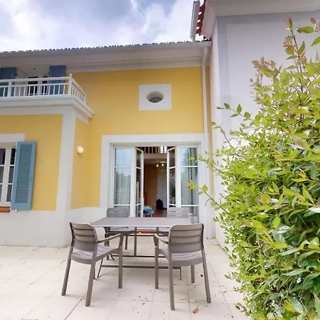 Дом отдыха Le Des Fontenelles Coex