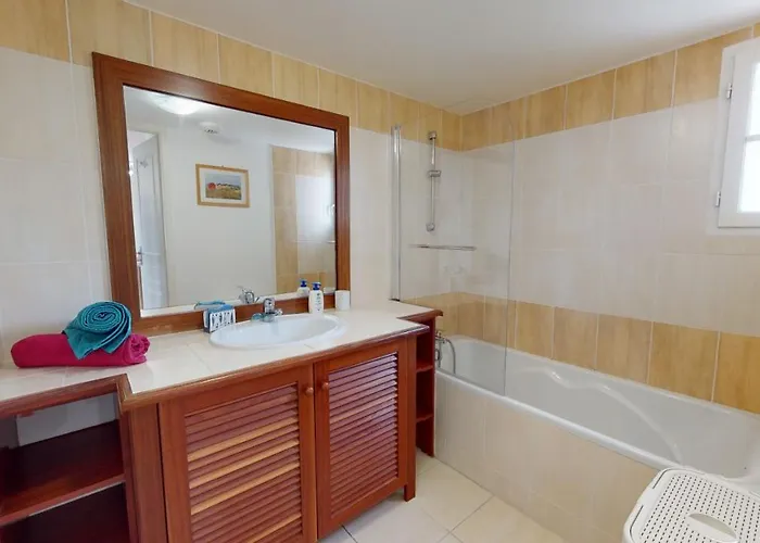 Le Des Fontenelles * Coex