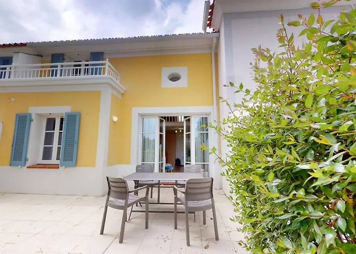 Дом отдыха Le Des Fontenelles Coex